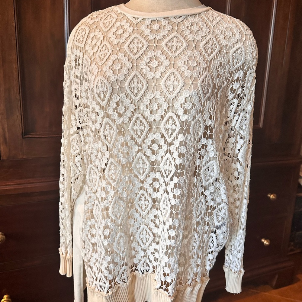 Elegant Cream Lace Women's Sweatshirt